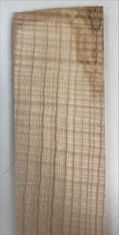 Fretboard Esche flamed Caramel 540x74x9mm Unique Piece #002